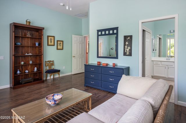 9363 N Sunflower Blossom Place, Tucson, AZ 85743