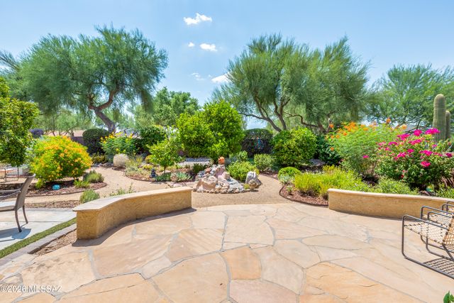 9363 N Sunflower Blossom Place, Tucson, AZ 85743