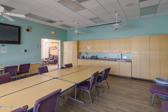 9363 N Sunflower Blossom Place, Tucson, AZ 85743