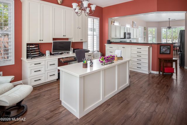 9363 N Sunflower Blossom Place, Tucson, AZ 85743