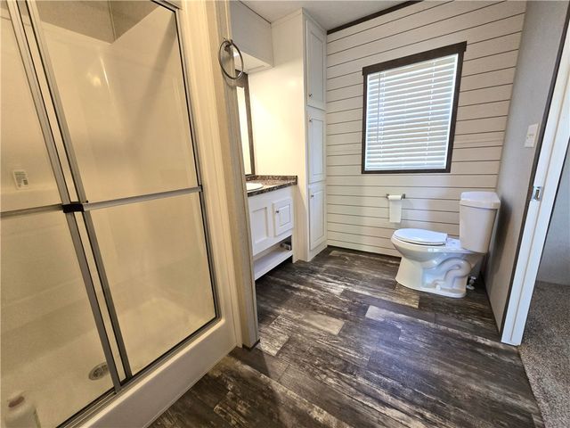 623 Falls Church Rd, North Fayette, PA 15126