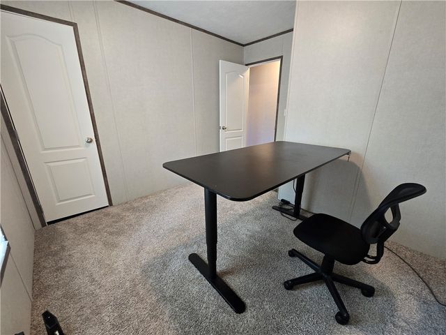 623 Falls Church Rd, North Fayette, PA 15126