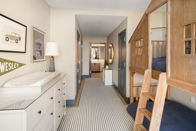 380 Harrison Ave PH2H, Boston, MA 02118