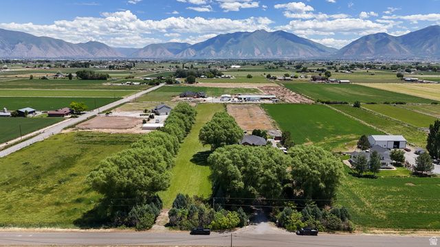 6869 S 4000 W, Benjamin, UT 84660