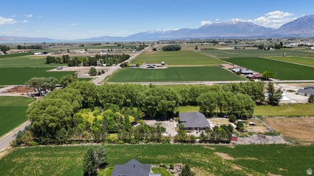 6869 S 4000 W, Benjamin, UT 84660