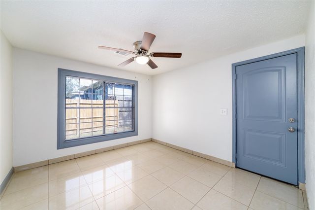 9201 Klondike Street, Houston, TX 77075