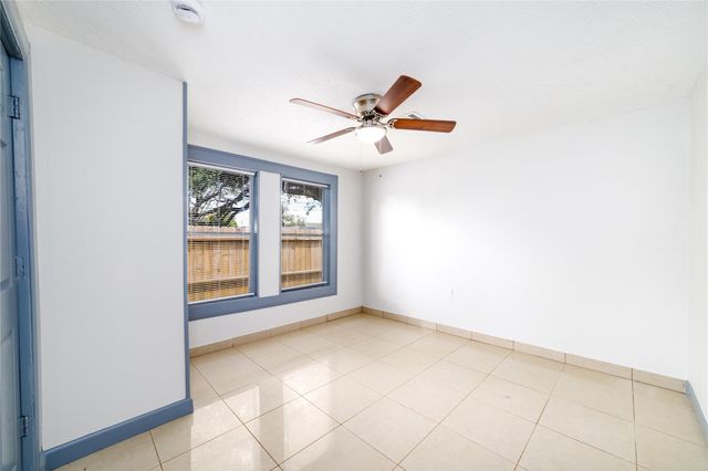 9201 Klondike Street, Houston, TX 77075