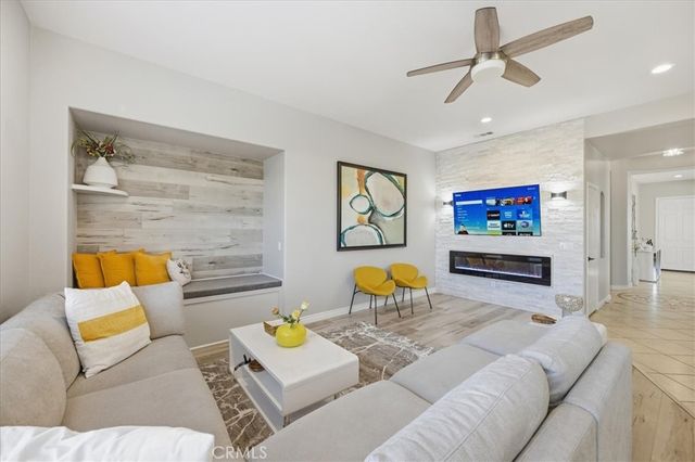 34078 Amici, Temecula, CA 92592