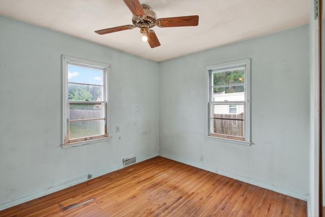 1119 Kingsford Street, Saint Paul, MN 55106