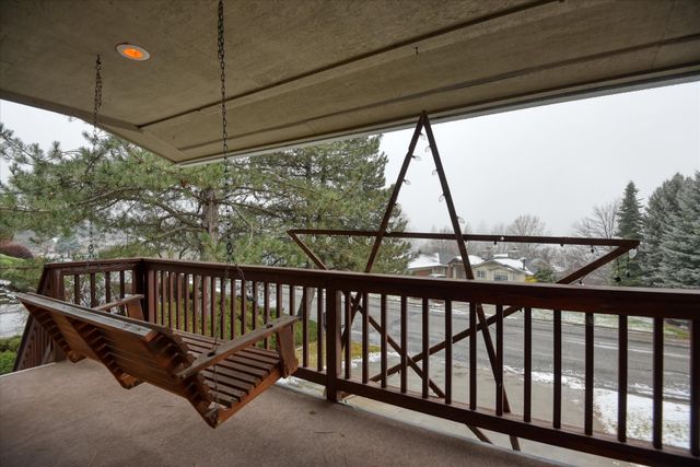 1715 S RIDGEMONT Dr, Spokane Valley, WA 99037