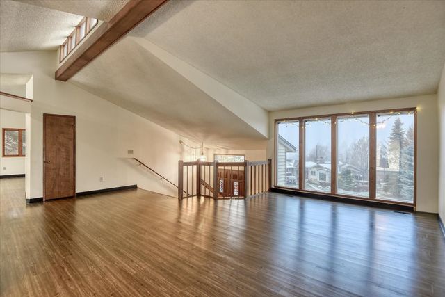 1715 S RIDGEMONT Dr, Spokane Valley, WA 99037