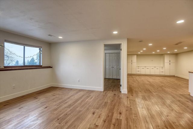 1715 S RIDGEMONT Dr, Spokane Valley, WA 99037