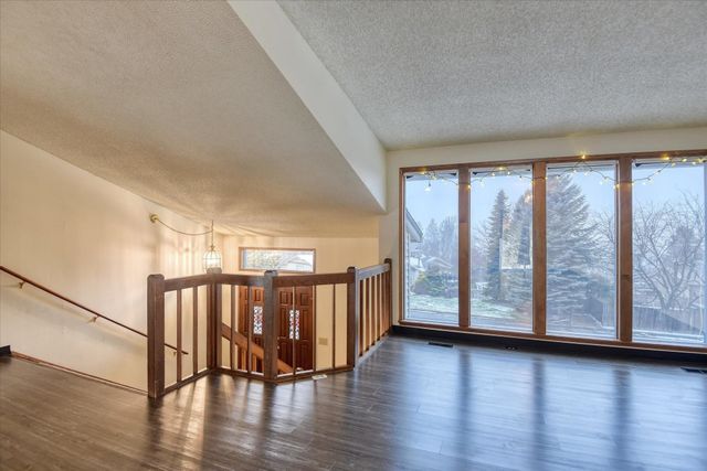 1715 S RIDGEMONT Dr, Spokane Valley, WA 99037