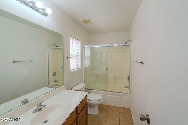 5422 W HUNTINGTON Drive, Laveen, AZ 85339