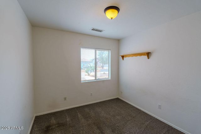 5422 W HUNTINGTON Drive, Laveen, AZ 85339