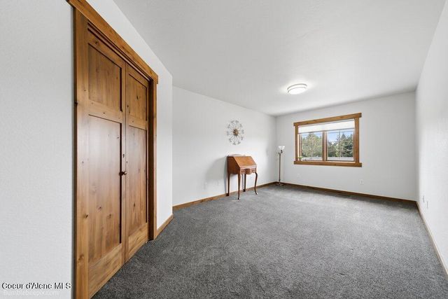 7344 N Valley ST, Dalton Gardens, ID 83815