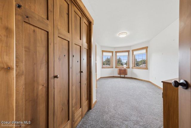 7344 N Valley ST, Dalton Gardens, ID 83815