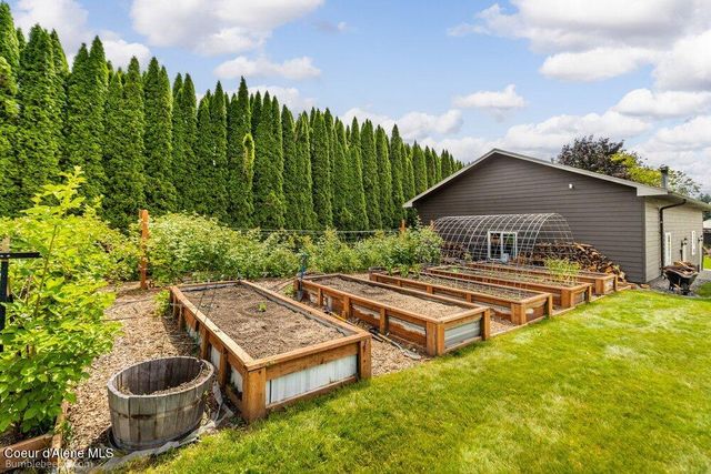 7344 N Valley ST, Dalton Gardens, ID 83815
