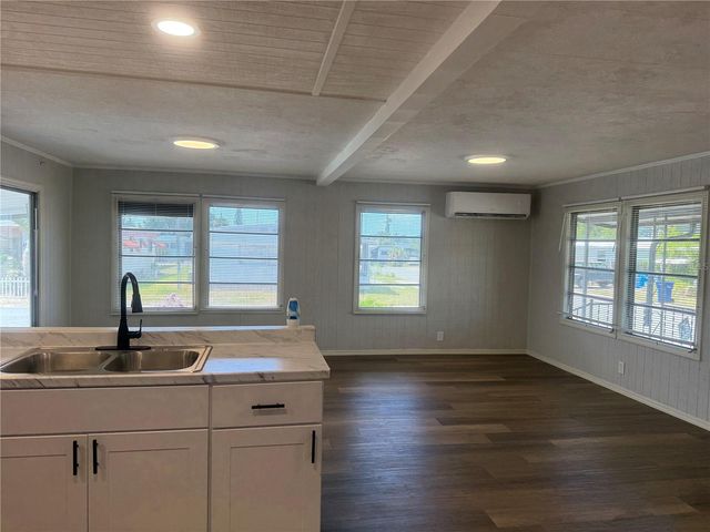 1117 49TH AVE TERRACE W, Bradenton, FL 34207