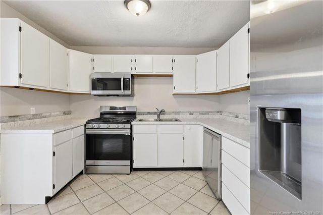 406 Lansdowne Road, Fayetteville, NC 28314