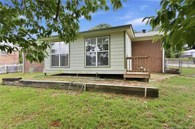 406 Lansdowne Road, Fayetteville, NC 28314