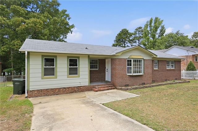 406 Lansdowne Road, Fayetteville, NC 28314