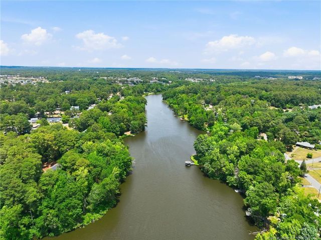 406 Lansdowne Road, Fayetteville, NC 28314