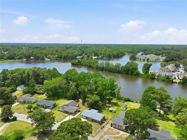 406 Lansdowne Road, Fayetteville, NC 28314