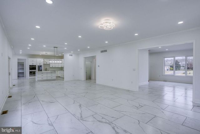 235 FAWN HAVEN WALK, Dover, DE 19901