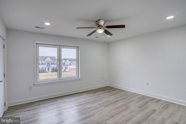 235 FAWN HAVEN WALK, Dover, DE 19901