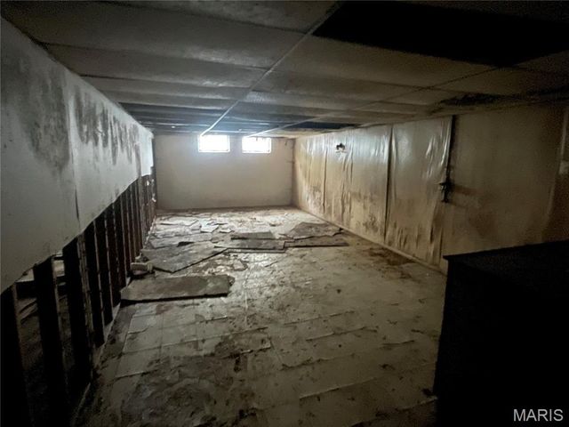 2252 Luxmore Drive, Unincorporated, MO 63136