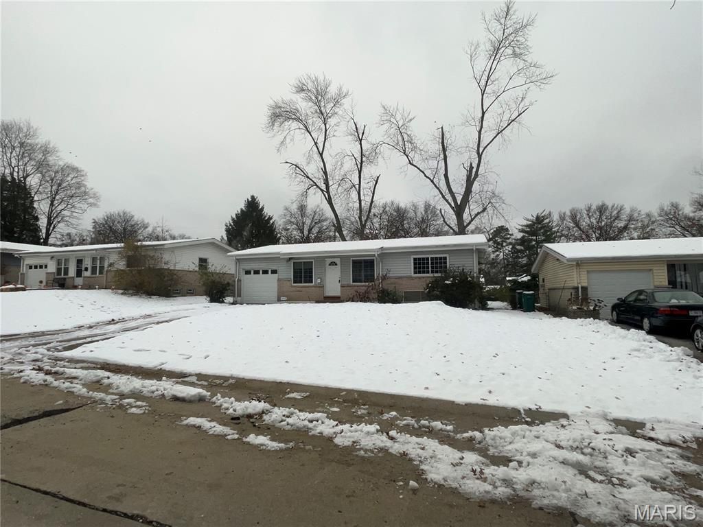 2252 Luxmore Drive, Unincorporated, MO 63136