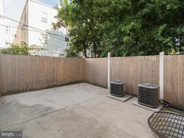 1929 N GRATZ ST, Philadelphia, PA 19121