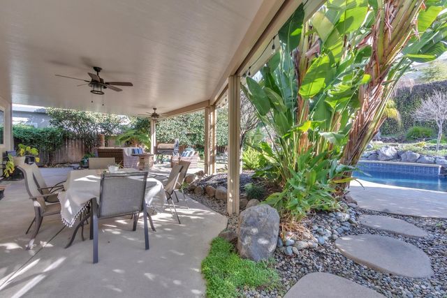 6556 Turnstone Way, Rocklin, CA 95765