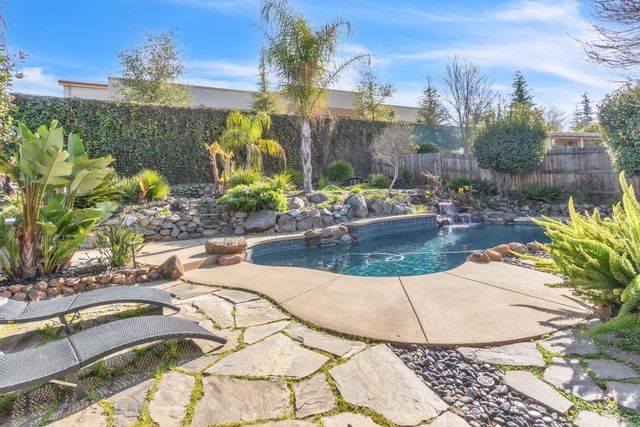 6556 Turnstone Way, Rocklin, CA 95765