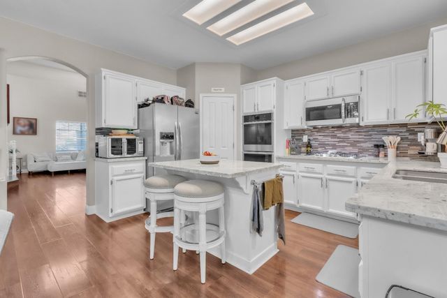 6556 Turnstone Way, Rocklin, CA 95765