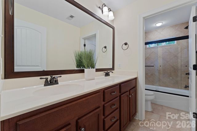 7404 Bay Cove Court, Denver, NC 28037