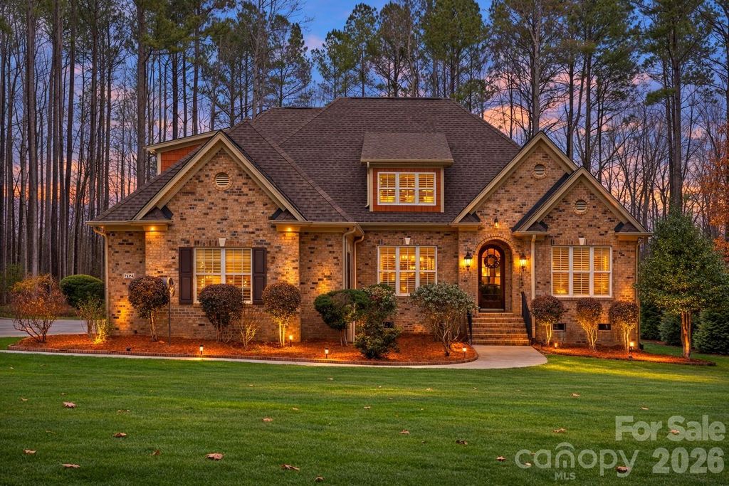 7404 Bay Cove Court, Denver, NC 28037