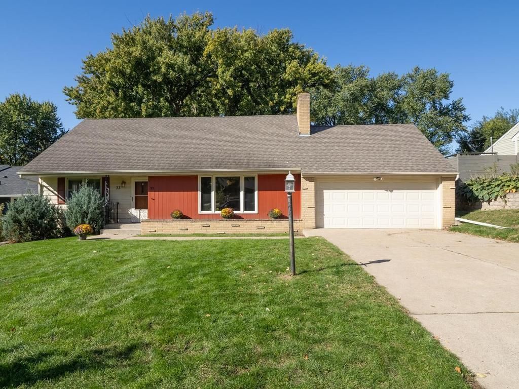 33 Hilltop Lane, Saint Paul, MN 55116 — exterior