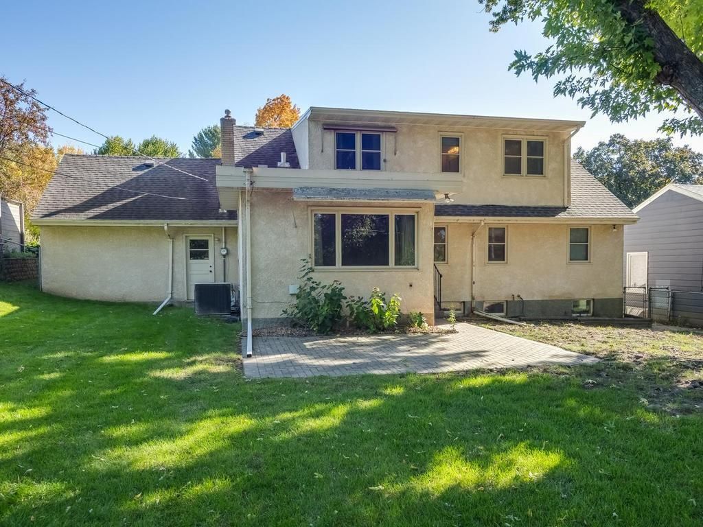 33 Hilltop Lane, Saint Paul, MN 55116 — photo 4