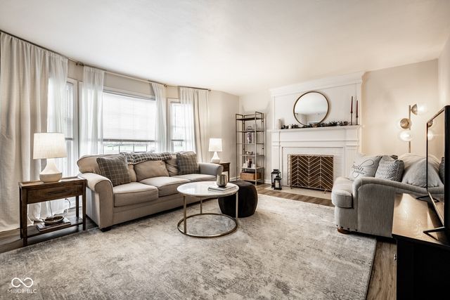 651 E 86th Street, Indianapolis, IN 46240