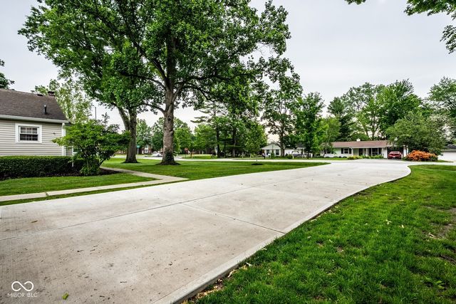651 E 86th Street, Indianapolis, IN 46240