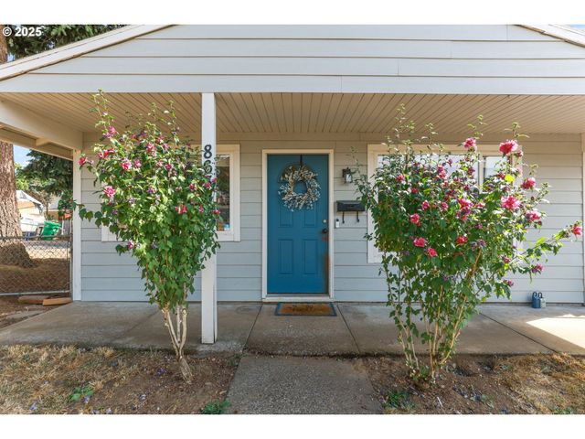 8632 Se LIEBE St, Portland, OR 97266