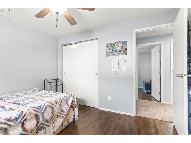 8632 Se LIEBE St, Portland, OR 97266