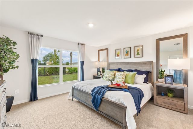 2692 SOFT CORAL DR, North Fort Myers, FL 33903