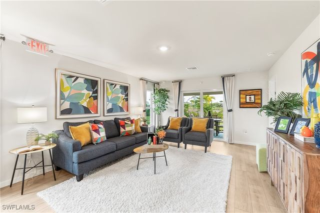 2692 SOFT CORAL DR, North Fort Myers, FL 33903