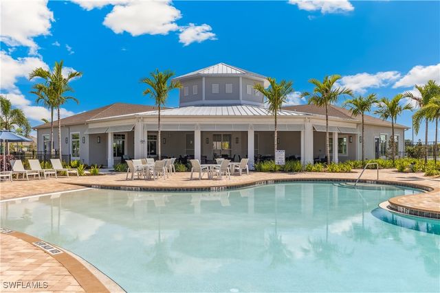 2692 SOFT CORAL DR, North Fort Myers, FL 33903