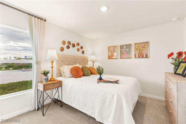 2692 SOFT CORAL DR, North Fort Myers, FL 33903