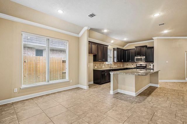 4850 Palomar Lane, League City, TX 77573