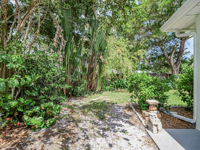 425 Banyan Street, Sebastian, FL 32958